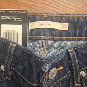 NWT Levi's Premium Dark Blue Low Loose Denim 23 x 30 Jeans